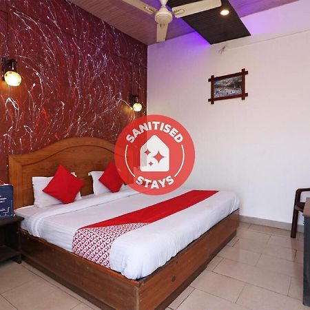Oyo 74578 Hotel Al-Diyafa Hyderabad Bagian luar foto
