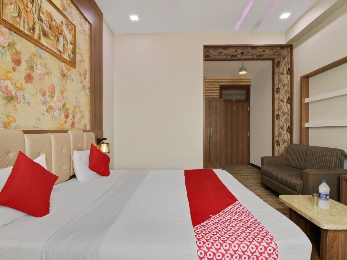 Oyo 74578 Hotel Al-Diyafa Hyderabad Bagian luar foto